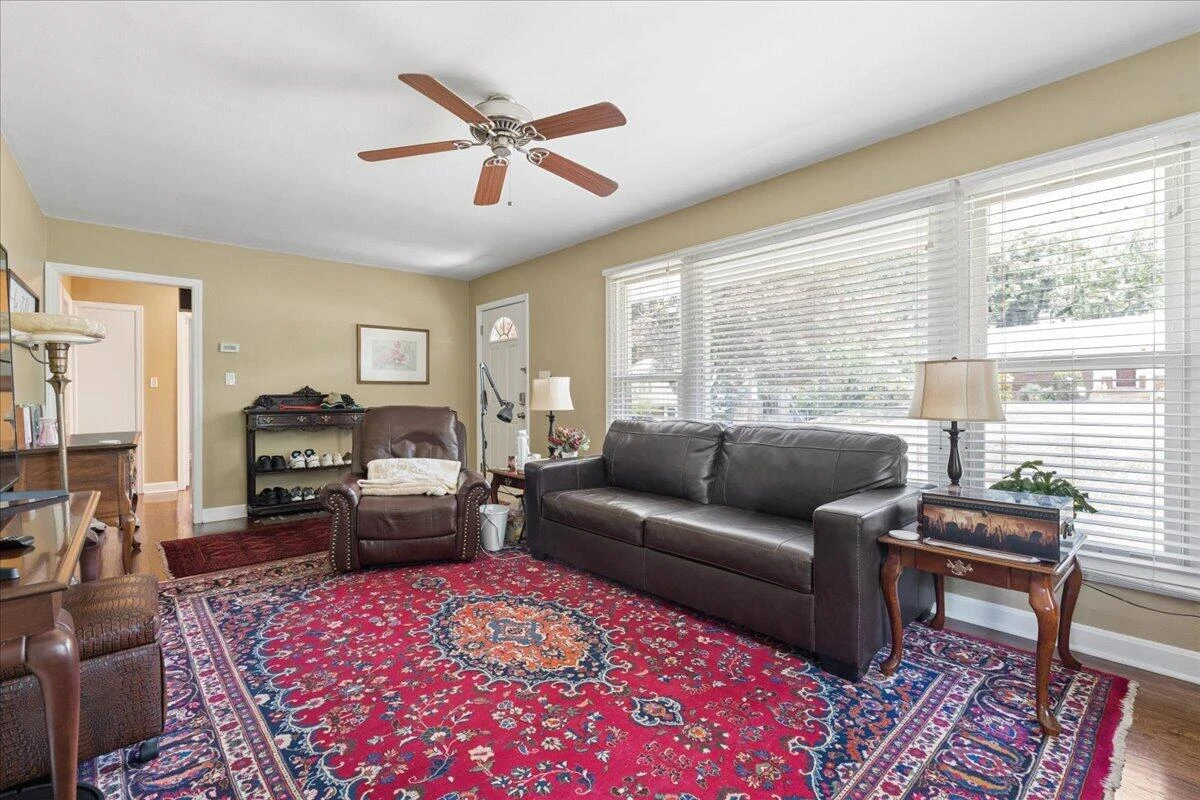 2774 Westhampton AVE SW - Photo 7