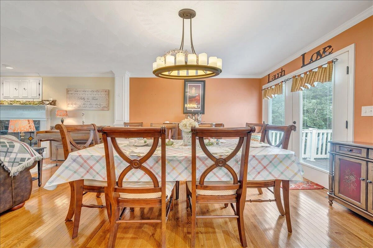 275 Creighton DR - Photo 10