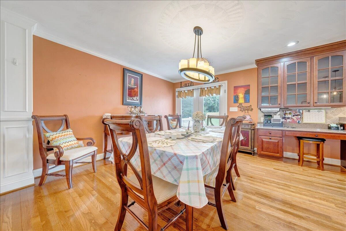 275 Creighton DR - Photo 11