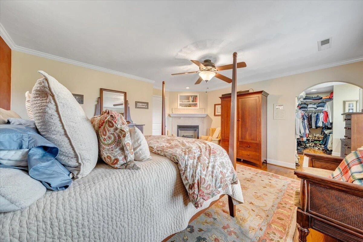 275 Creighton DR - Photo 22