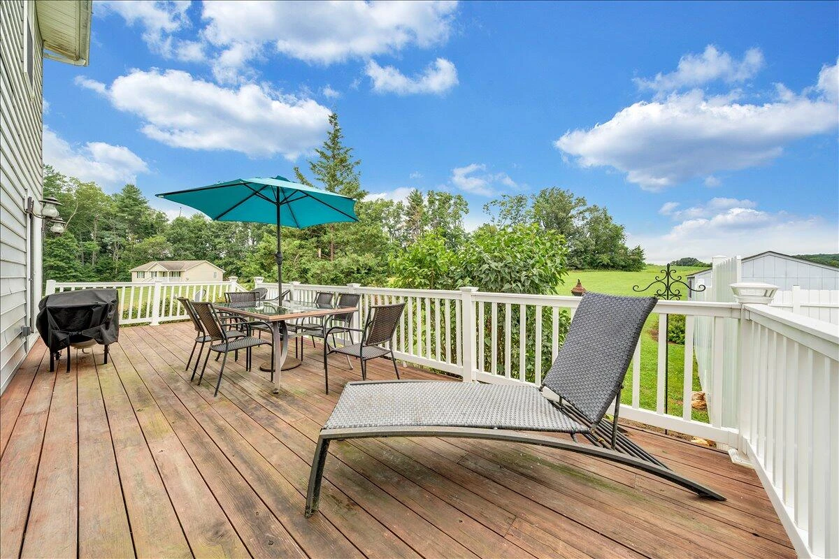 275 Creighton DR - Photo 34