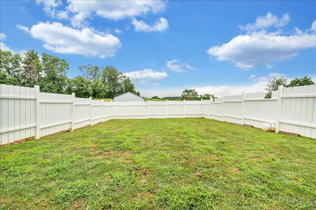 275 Creighton DR - Photo 35