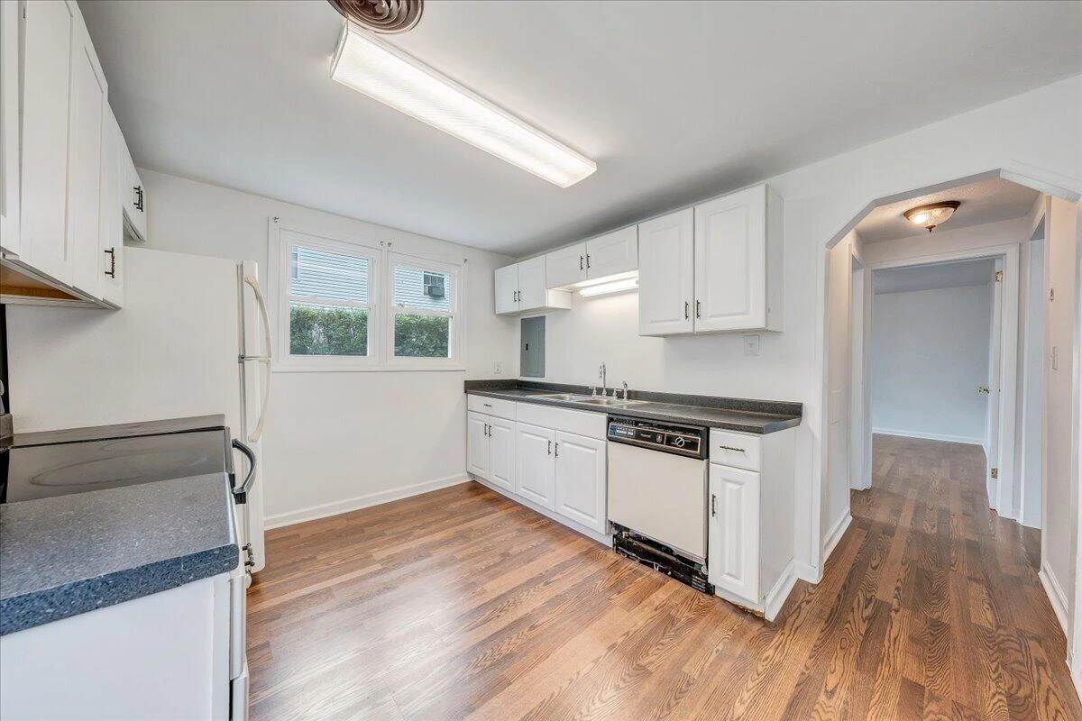 234 Wilson ST - Photo 7