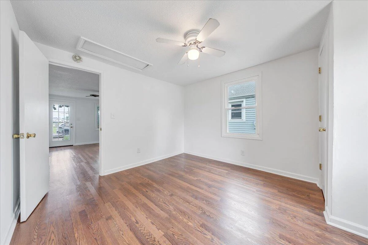 234 Wilson ST - Photo 12