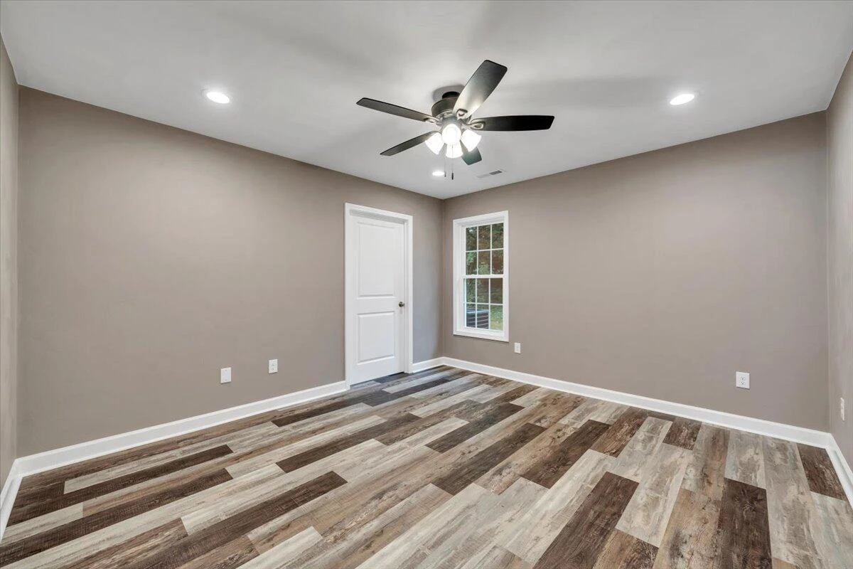 727 Peck ST NW - Photo 16