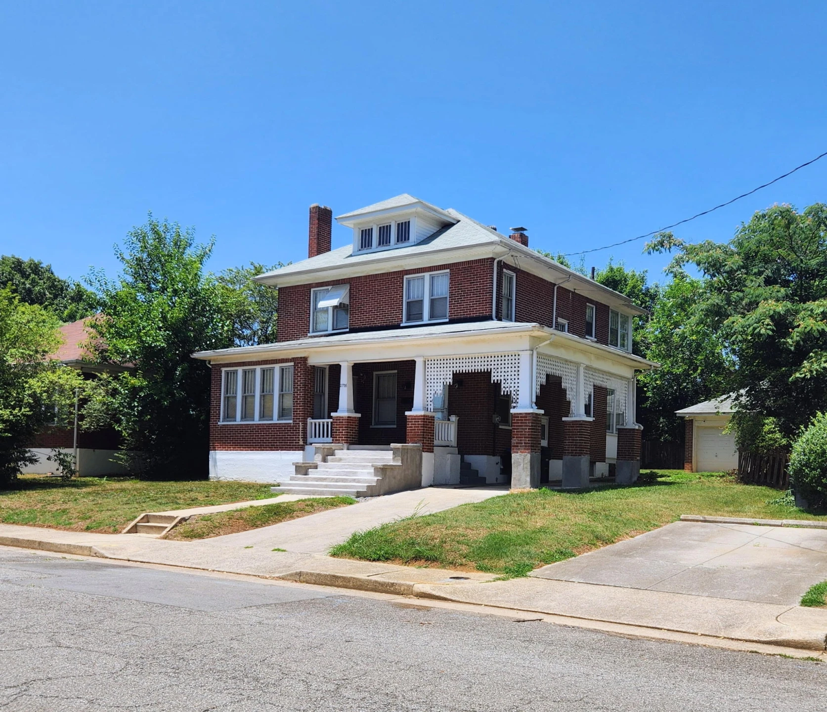 2708 Chatham ST NW