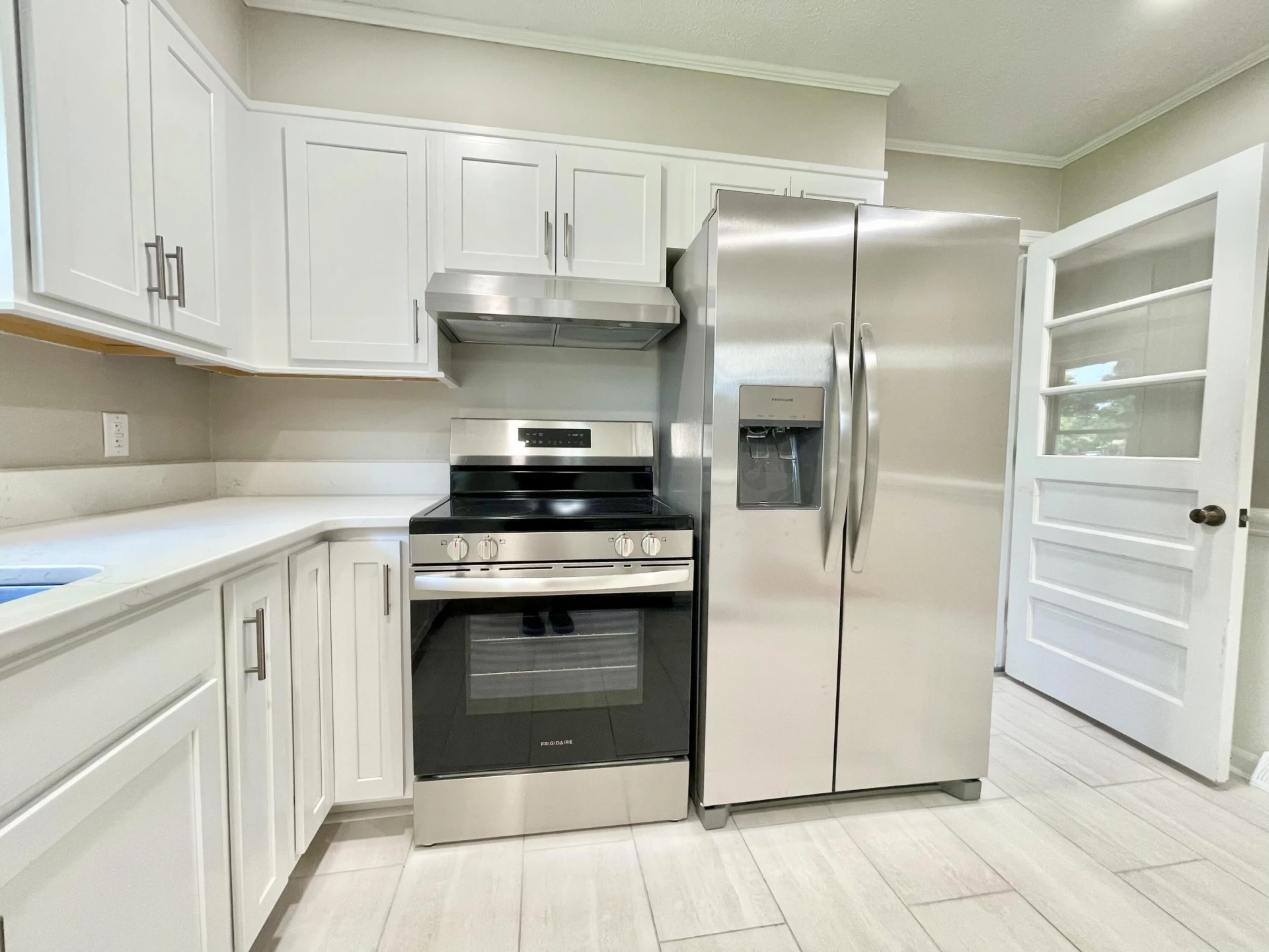 1018 Woodhaven DR - Photo 12
