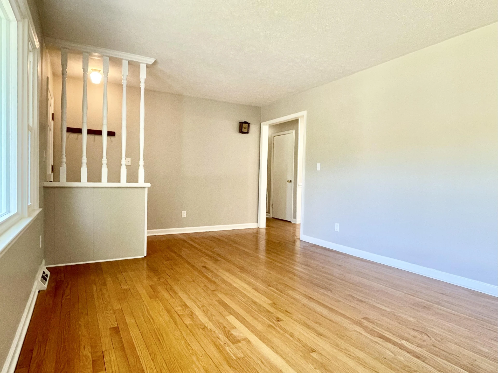 1018 Woodhaven DR - Photo 16