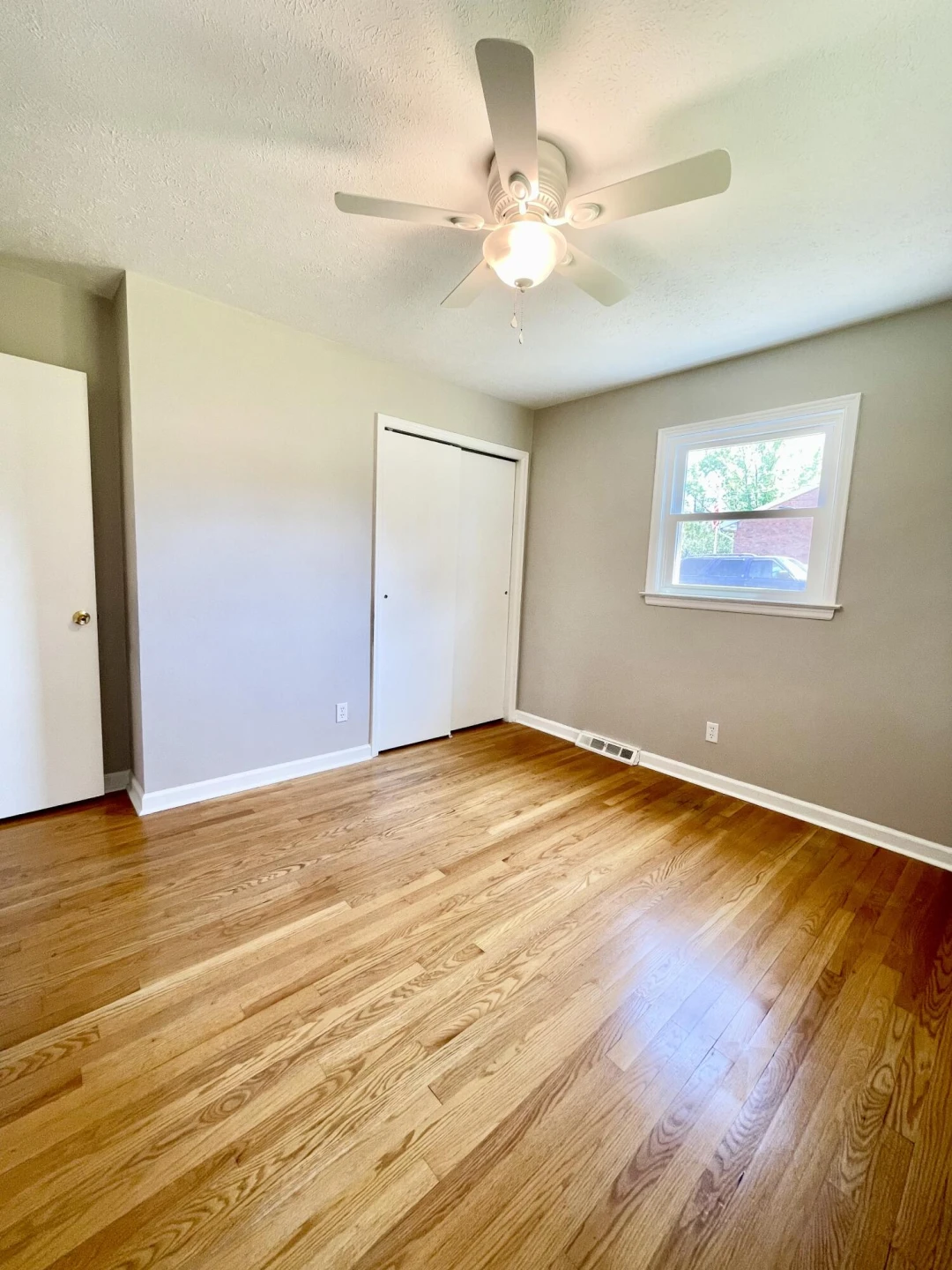1018 Woodhaven DR - Photo 21