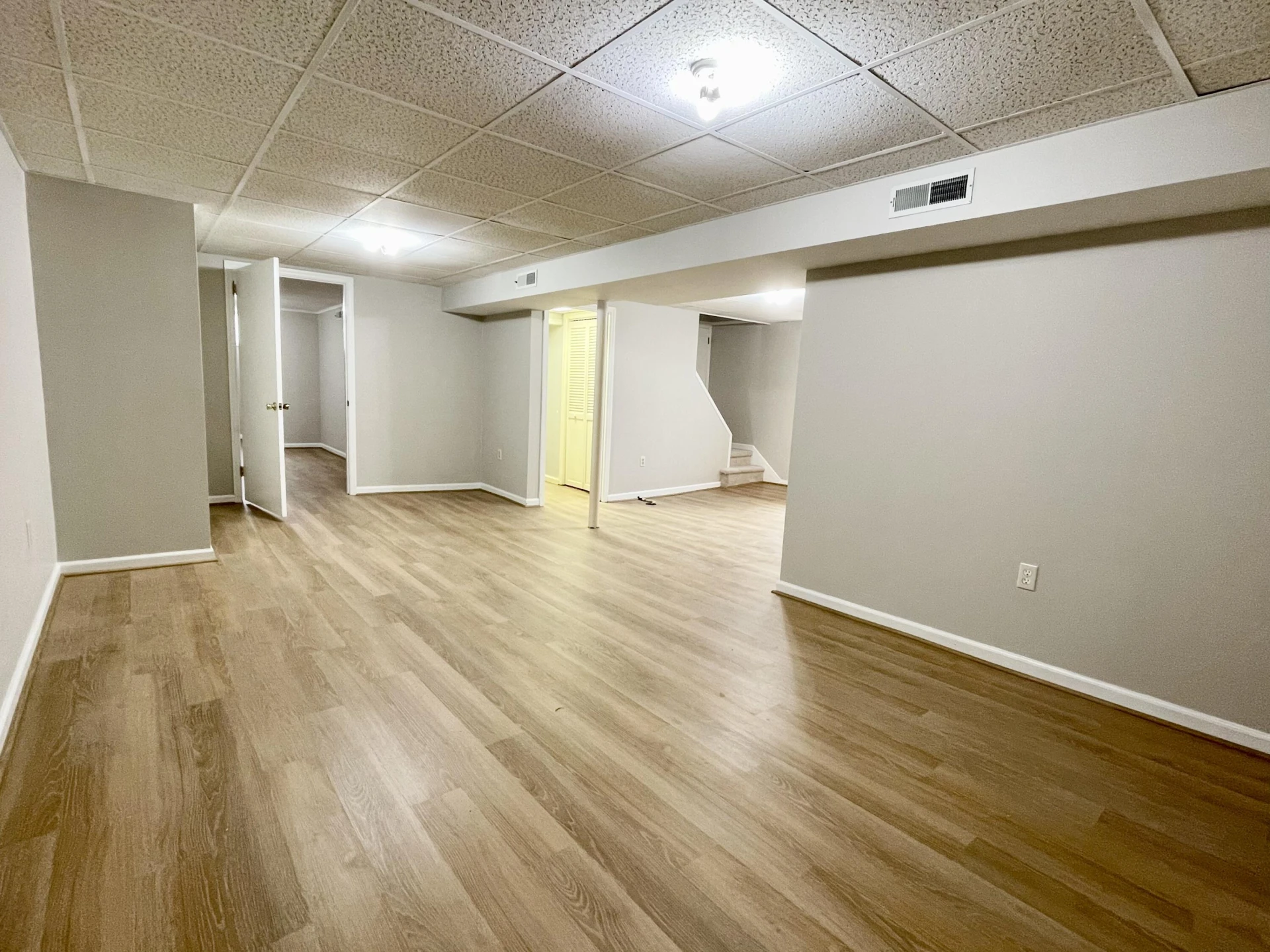 1018 Woodhaven DR - Photo 29