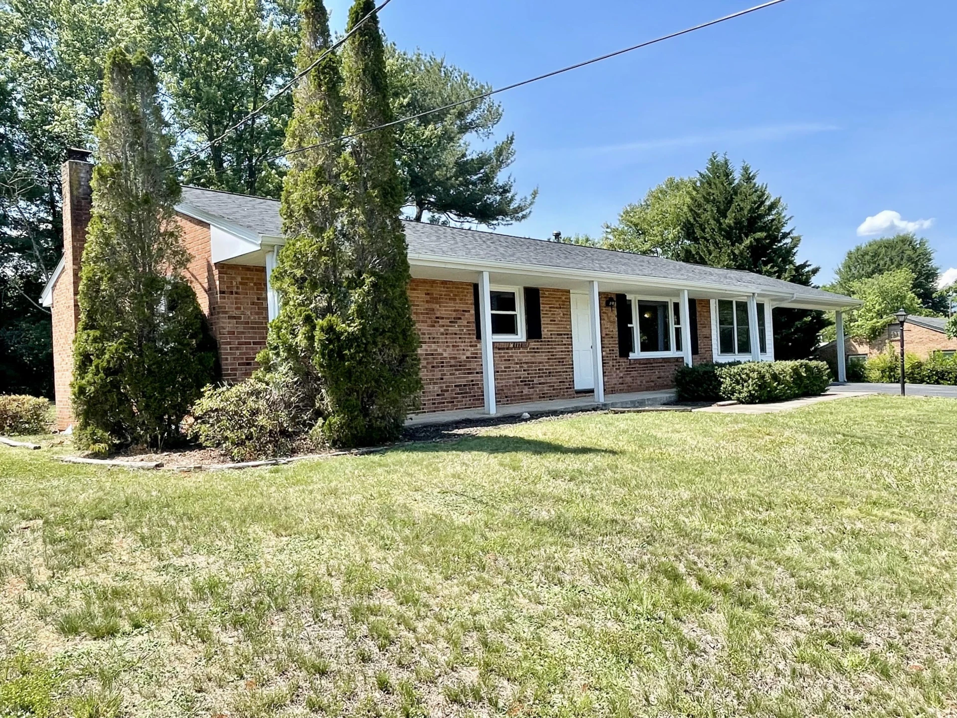 1018 Woodhaven DR - Photo 40