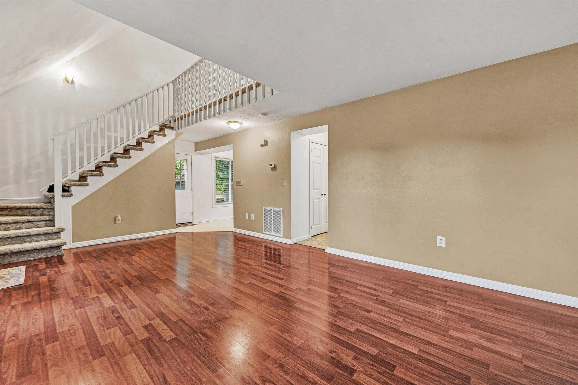 5110 Stewartsville RD - Photo 7