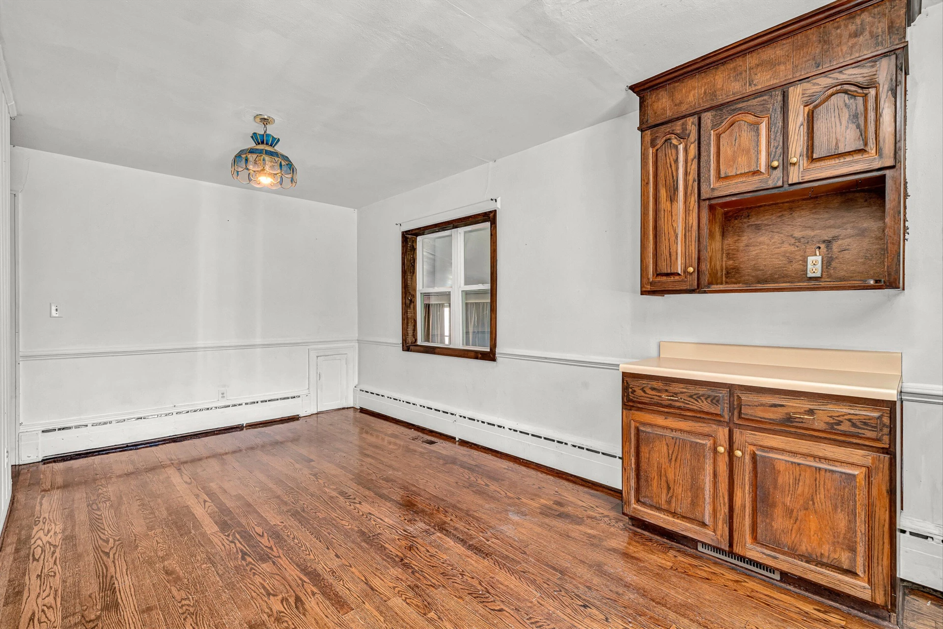 2362 W Riverside DR - Photo 13