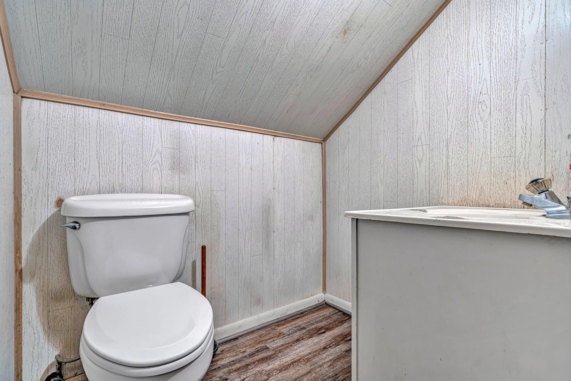 2362 W Riverside DR - Photo 23