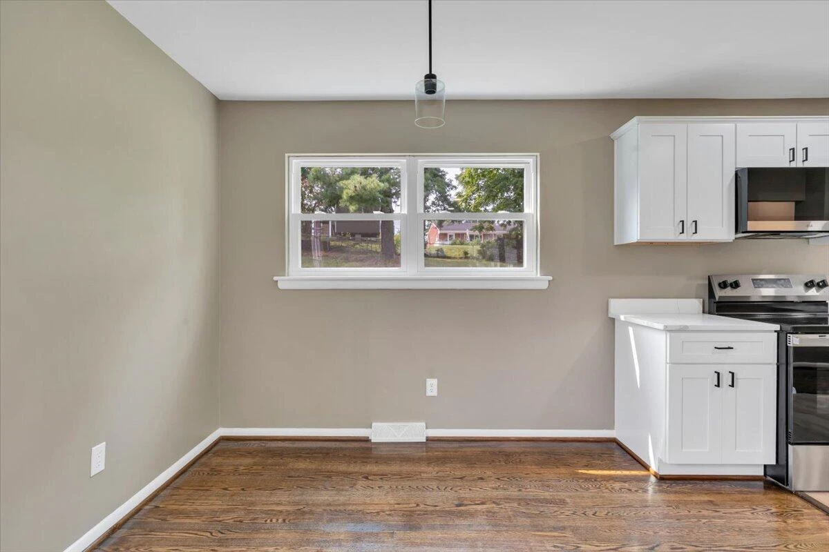 3818 Troutland AVE NW - Photo 11