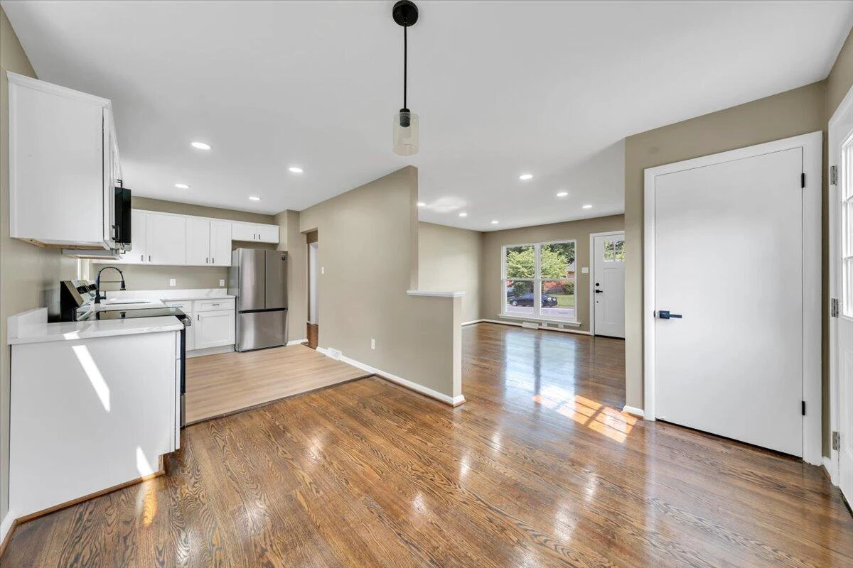 3818 Troutland AVE NW - Photo 14