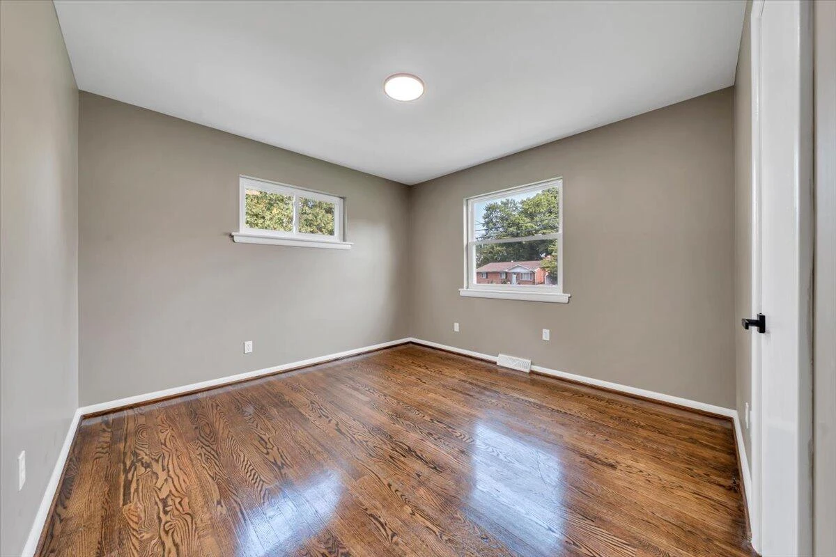 3818 Troutland AVE NW - Photo 21