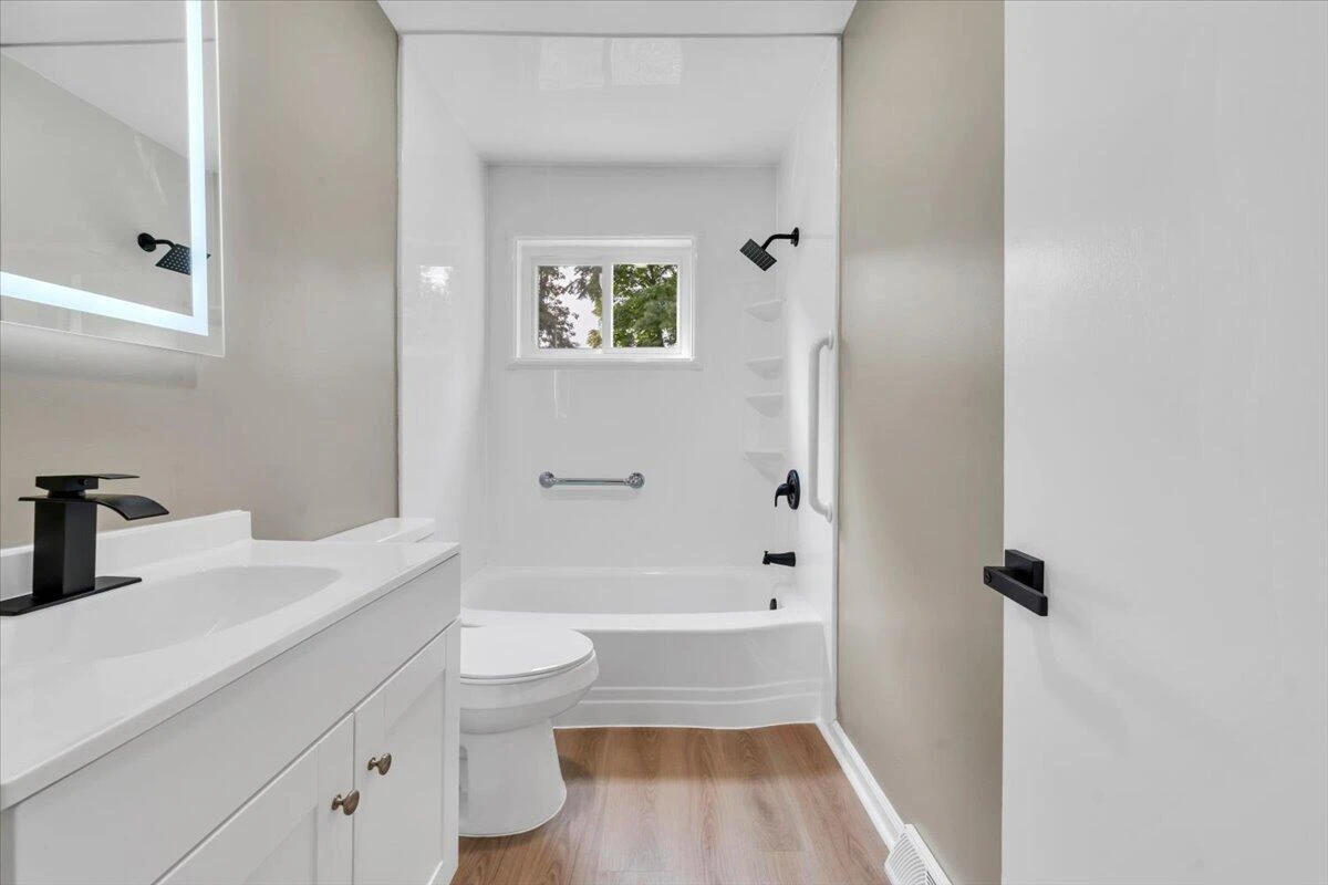 3818 Troutland AVE NW - Photo 26