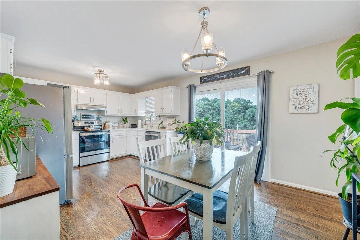 77 Northridge RD - Photo 8
