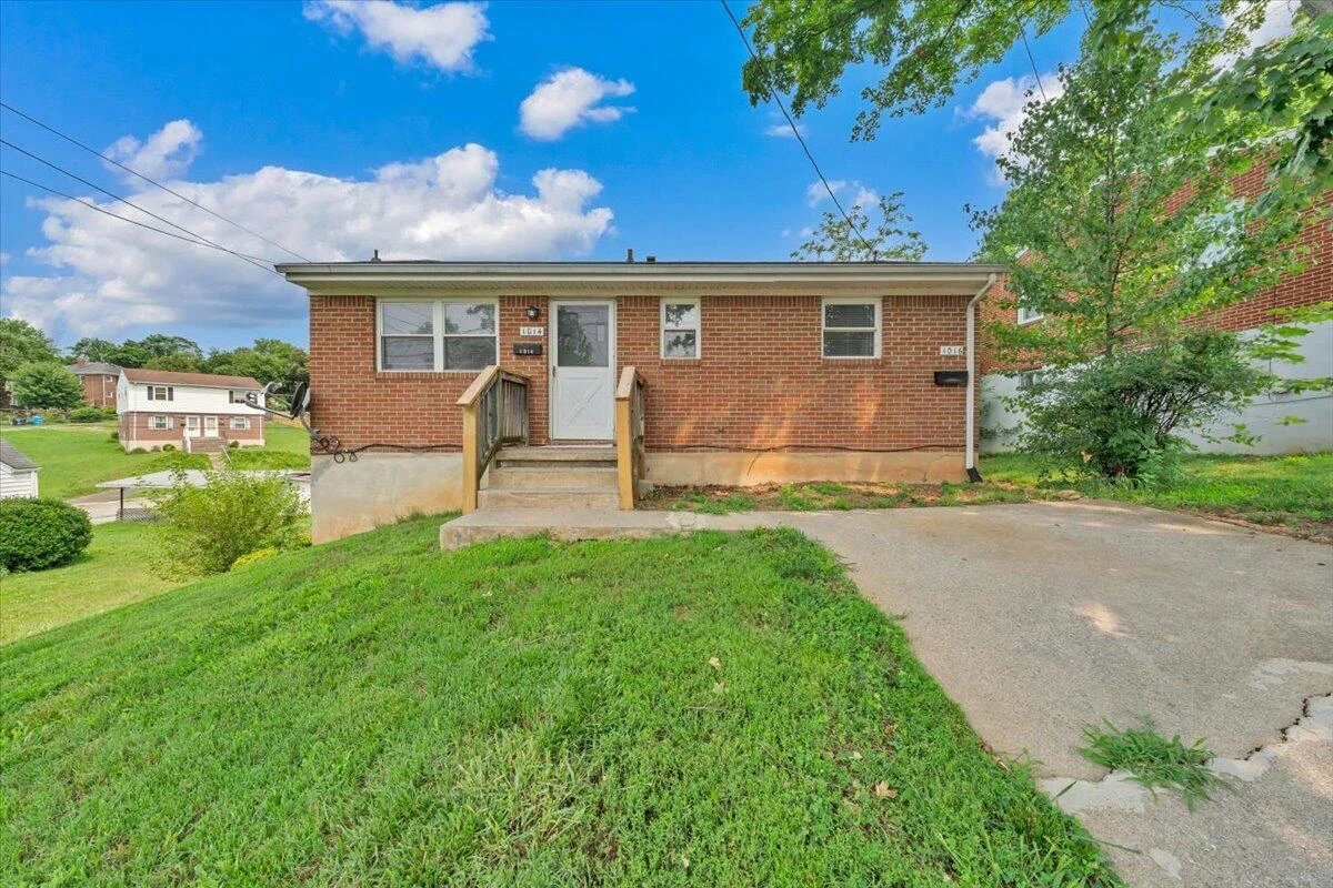 1016 Woodrow AVE SE - Photo 25