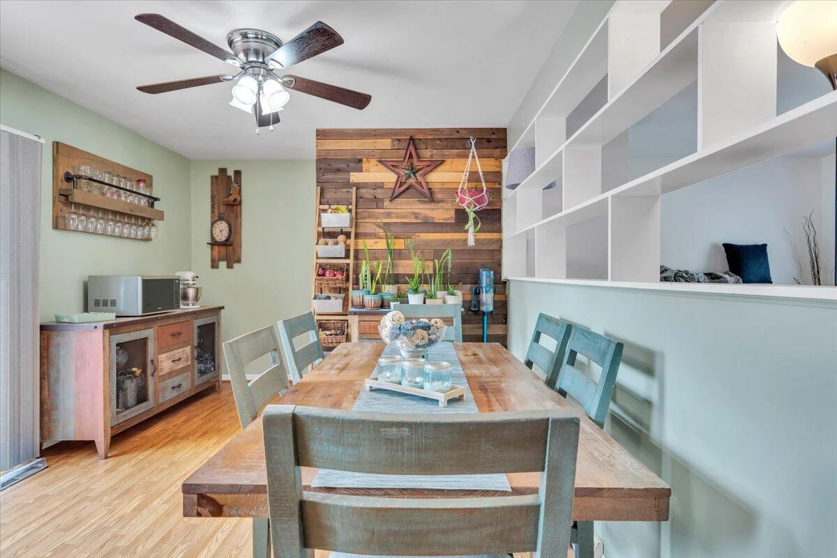 1112 Tipton AVE SE - Photo 14