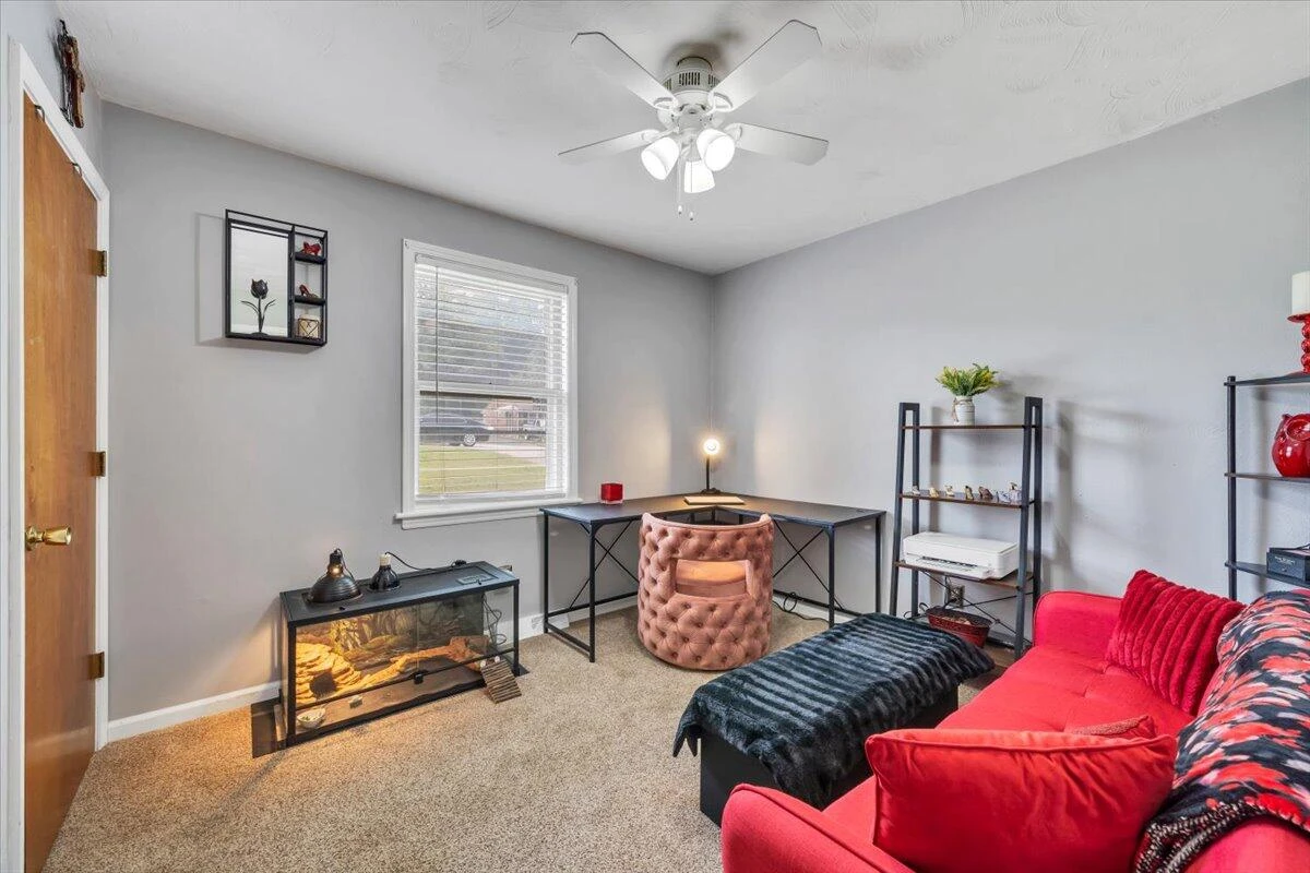 1112 Tipton AVE SE - Photo 22