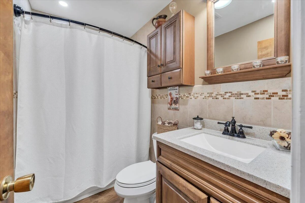 1112 Tipton AVE SE - Photo 24