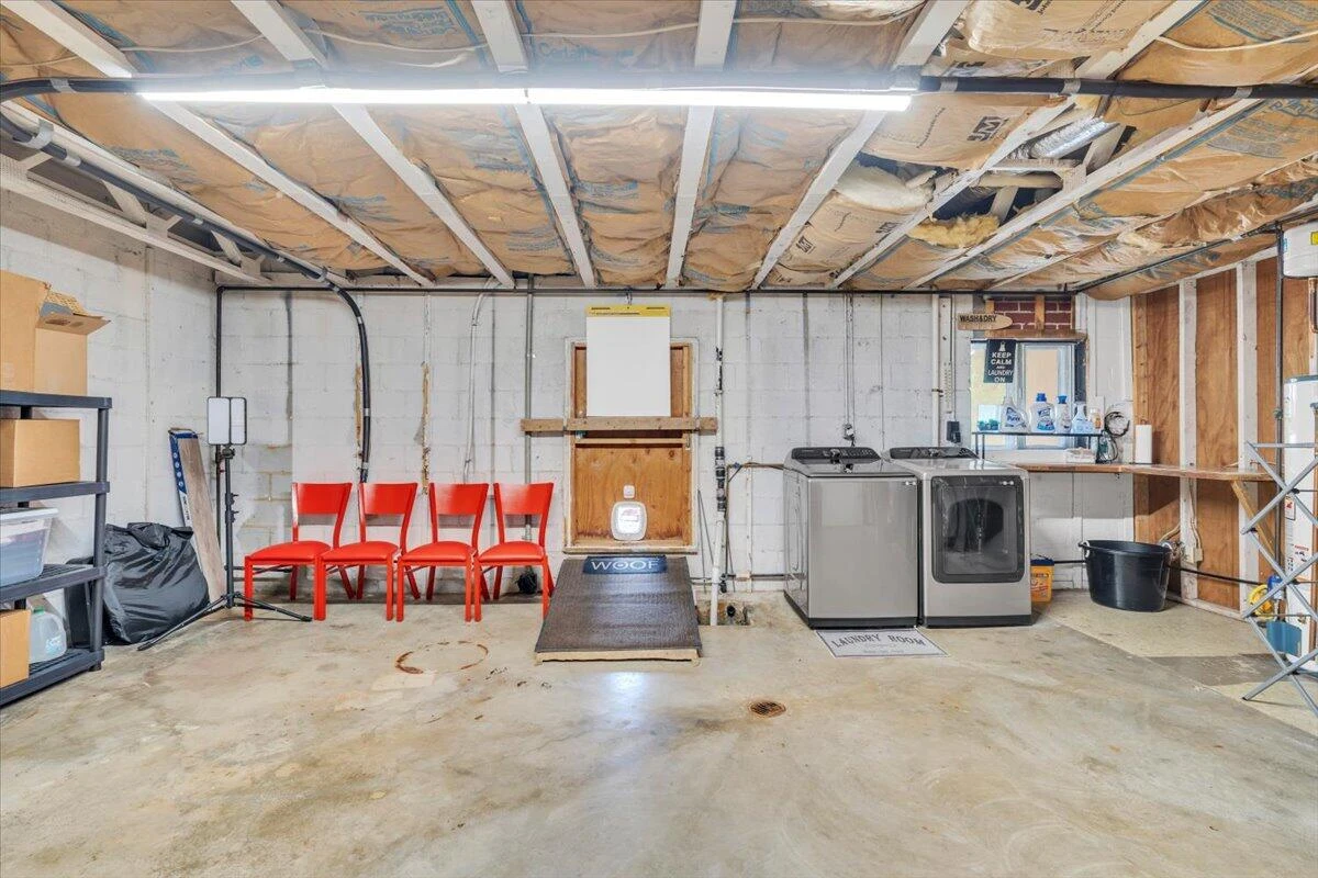 1112 Tipton AVE SE - Photo 36