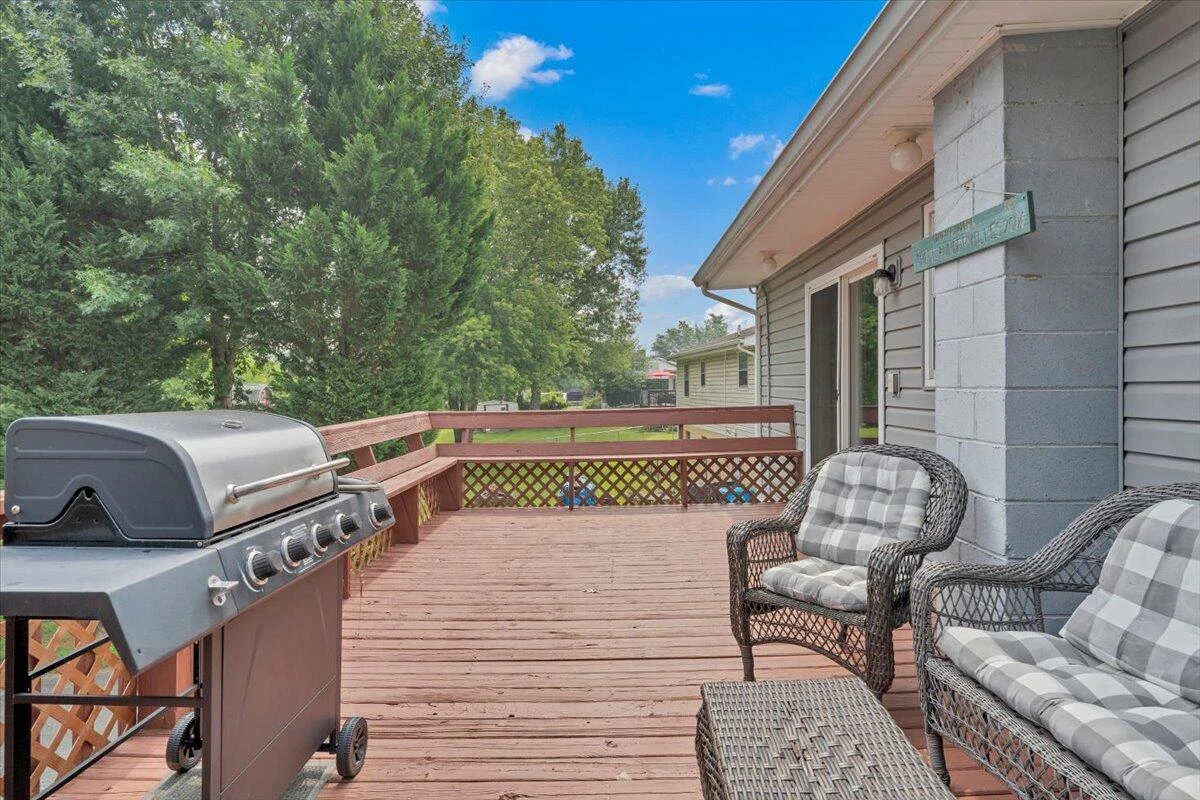 1112 Tipton AVE SE - Photo 40