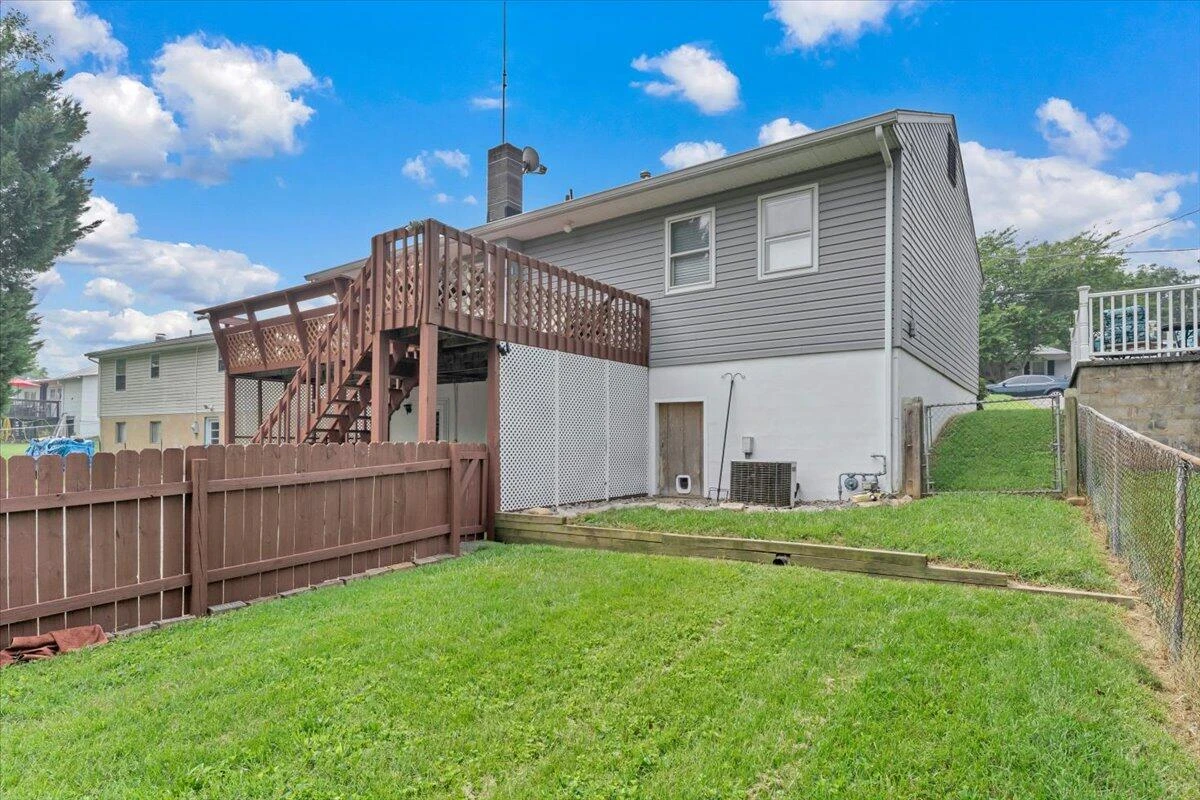 1112 Tipton AVE SE - Photo 50