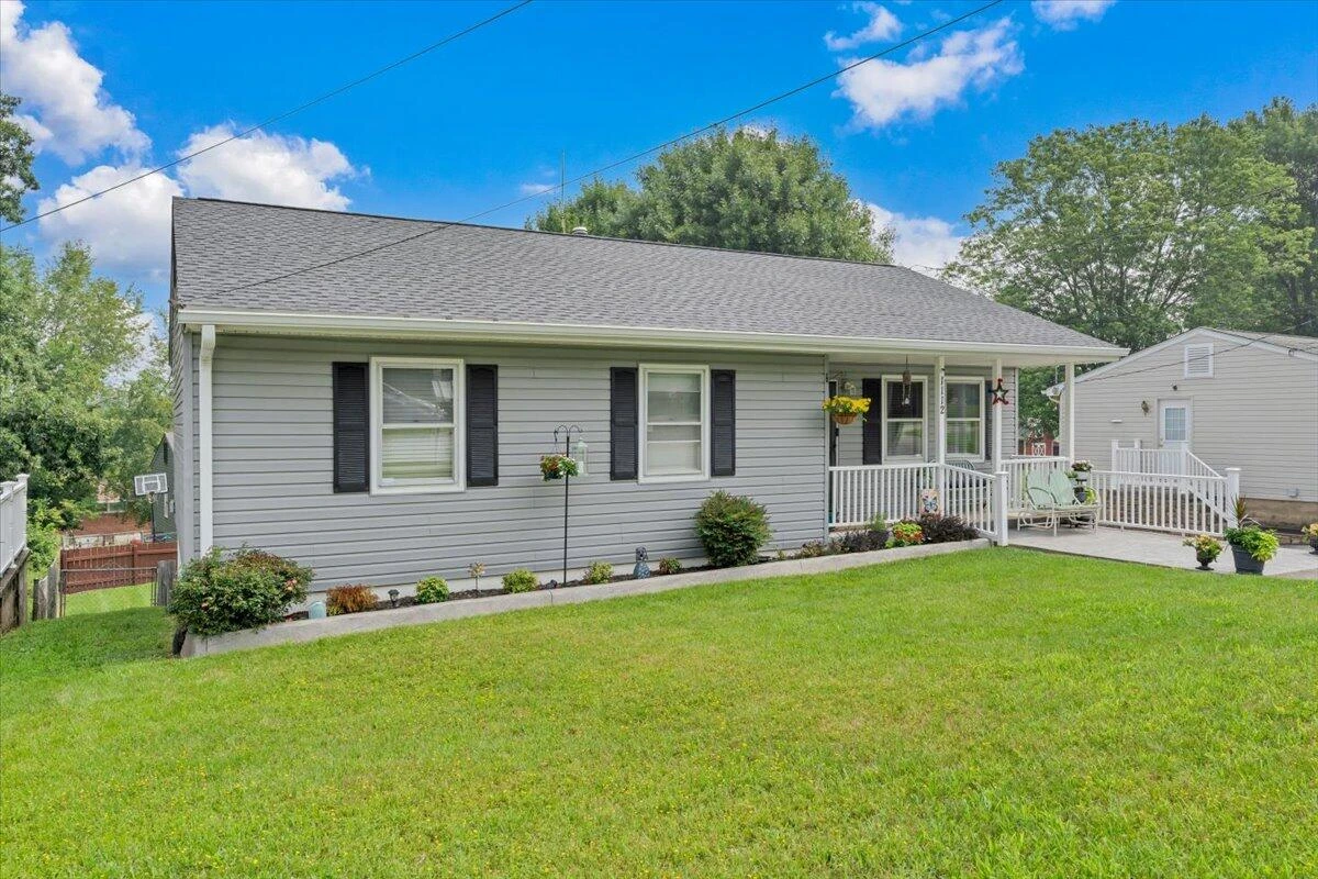 1112 Tipton AVE SE - Photo 52
