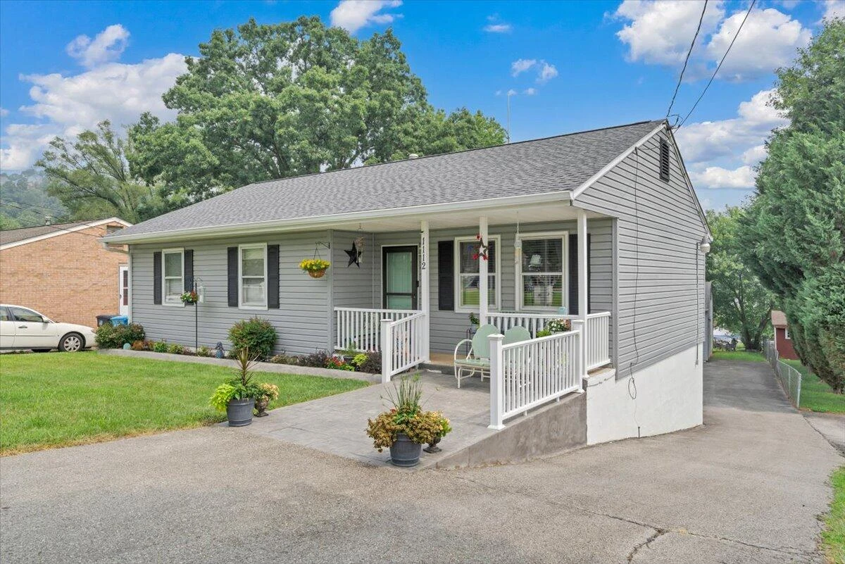 1112 Tipton AVE SE - Photo 56