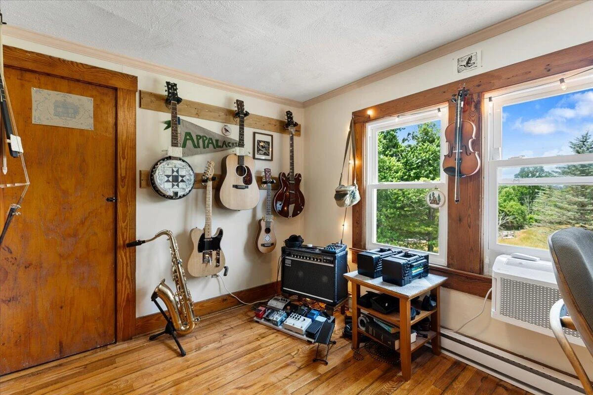 1249 Easy DR NW - Photo 27