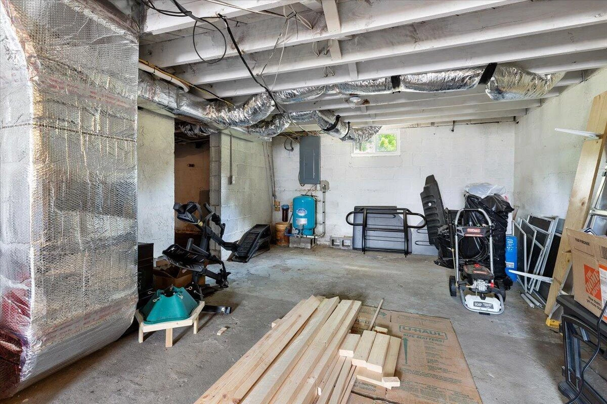 1249 Easy DR NW - Photo 32