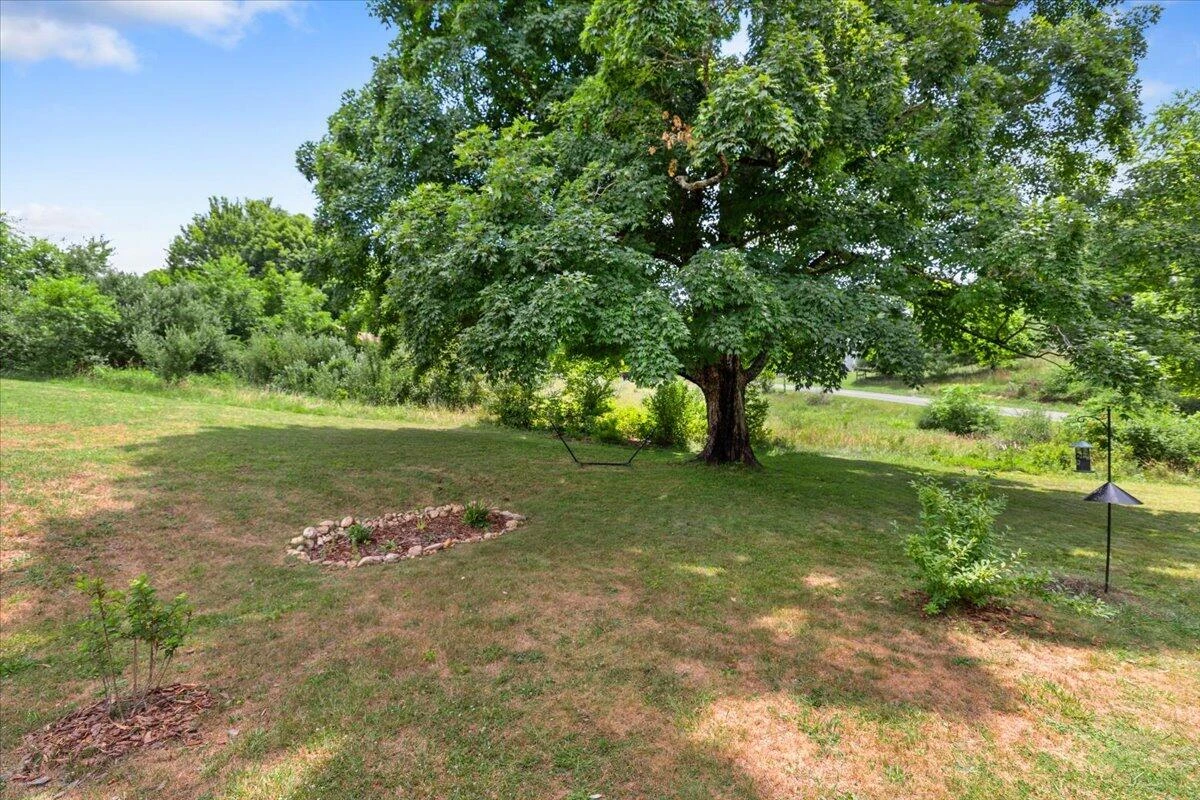 1249 Easy DR NW - Photo 38