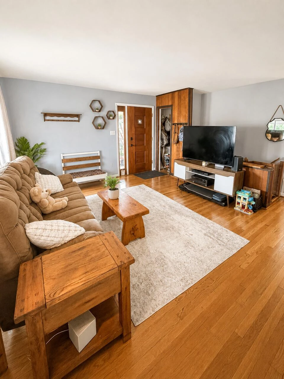 114 Maplelawn AVE NE - Photo 8