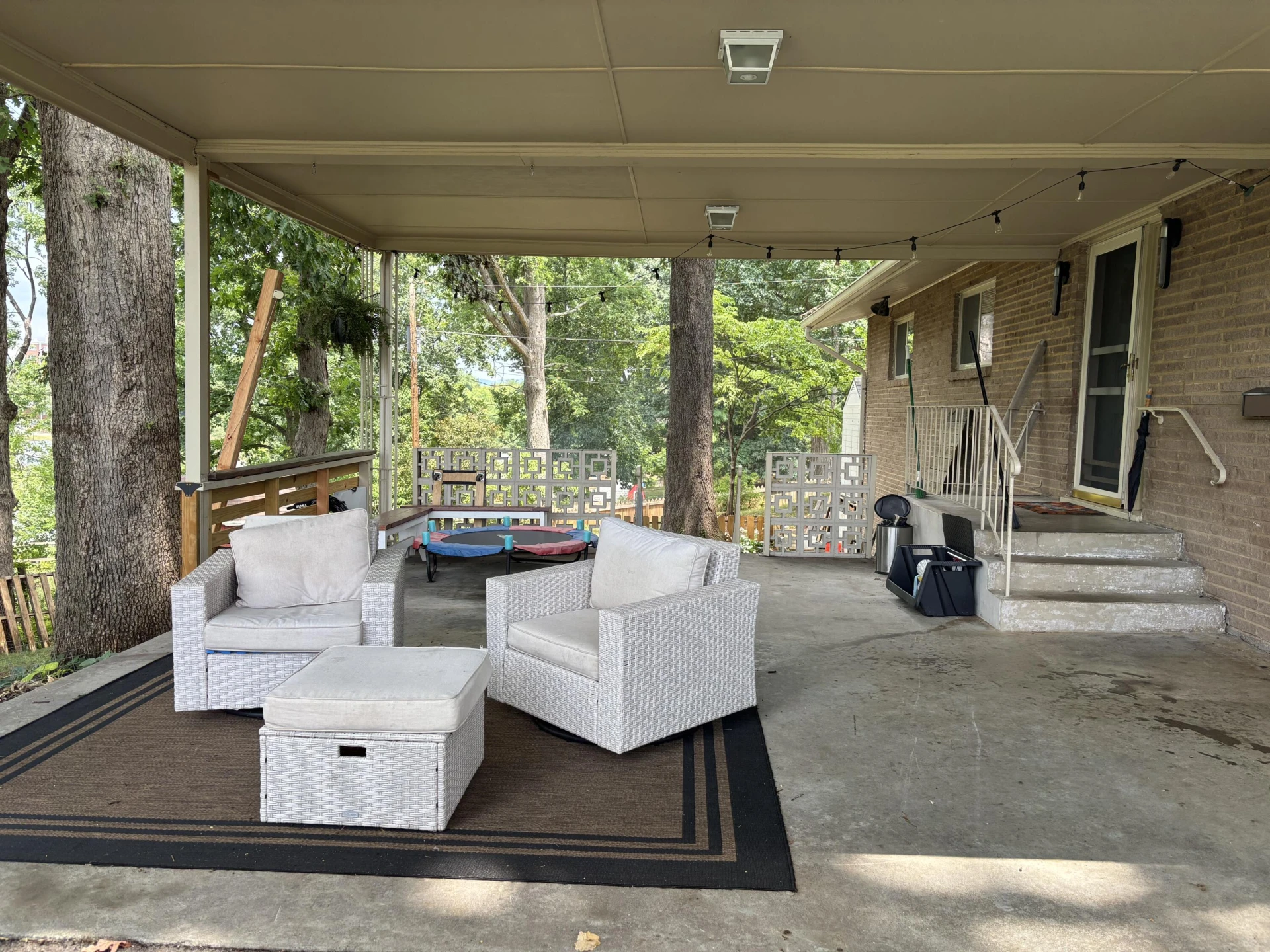 114 Maplelawn AVE NE - Photo 14