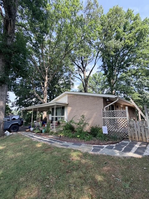 114 Maplelawn AVE NE - Photo 18