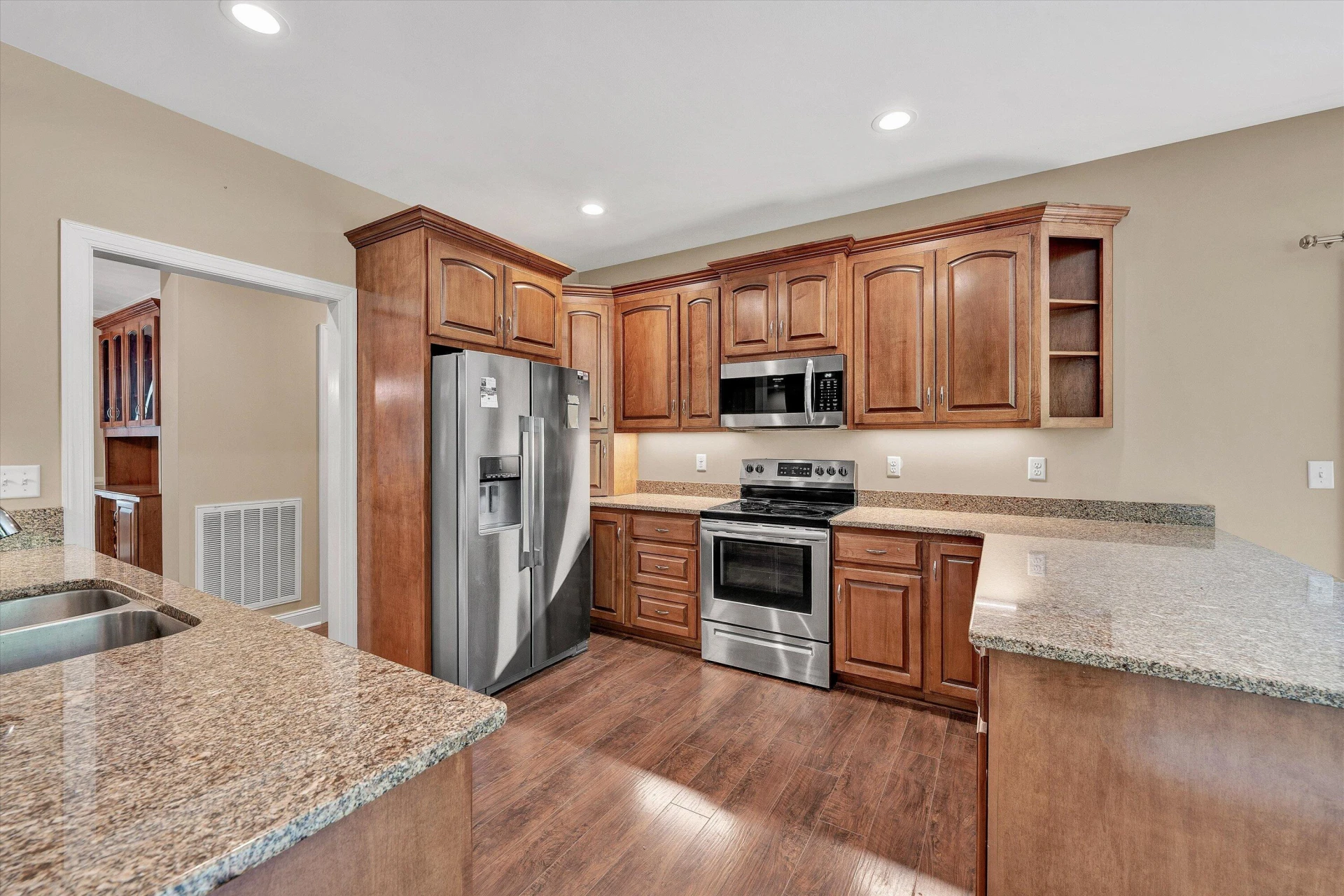 165 Peninsula DR - Photo 11