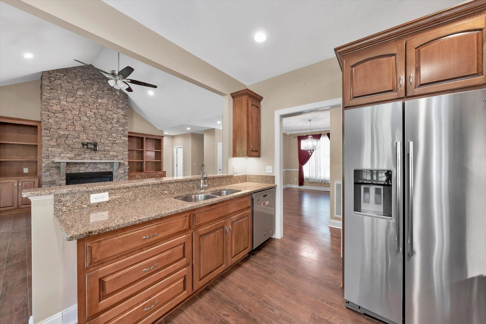 165 Peninsula DR - Photo 12