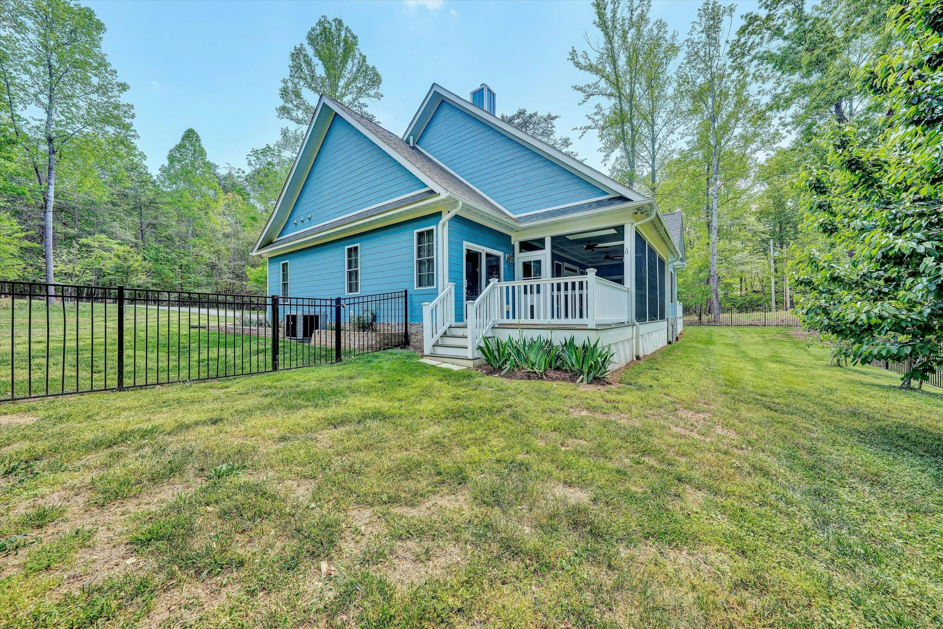 165 Peninsula DR - Photo 46