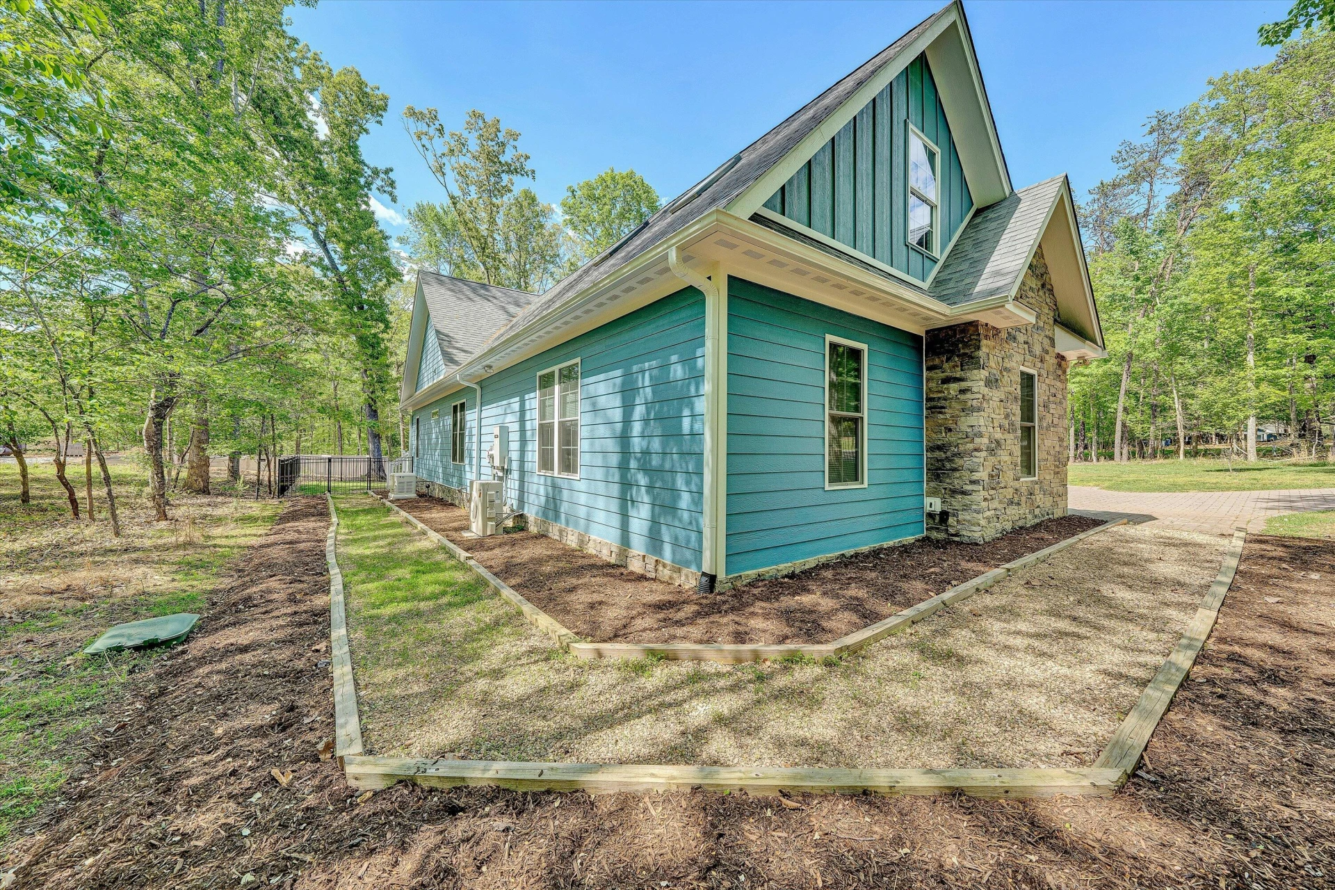 165 Peninsula DR - Photo 49