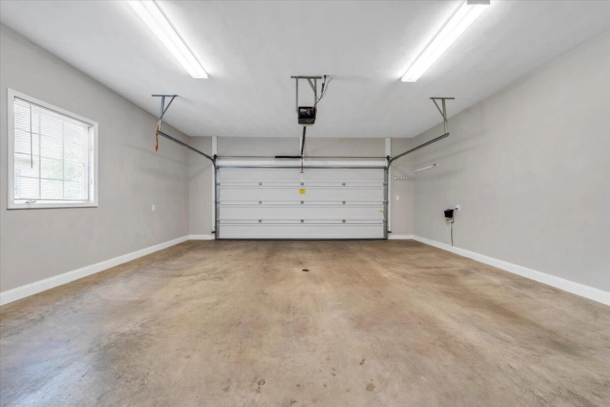 2512 Oak Ridge LN - Photo 24