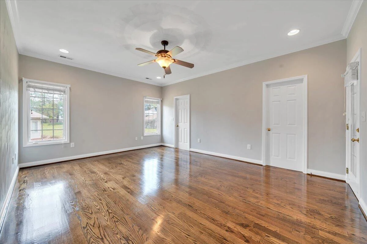 2512 Oak Ridge LN - Photo 26