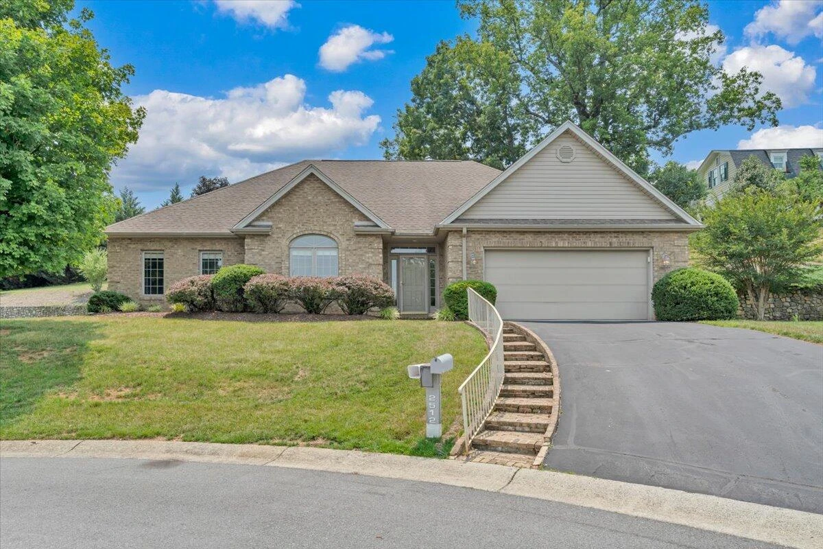 2512 Oak Ridge LN - Photo 47