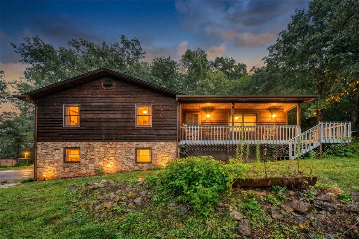 252 Copperfield RD