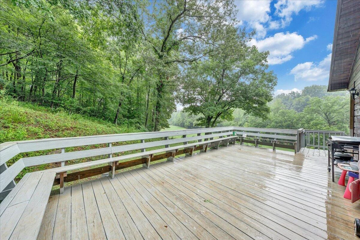 252 Copperfield RD - Photo 17
