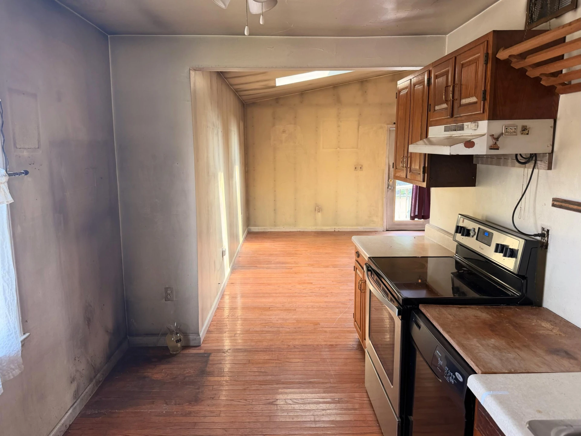 3002 Roberts RD SW - Photo 7