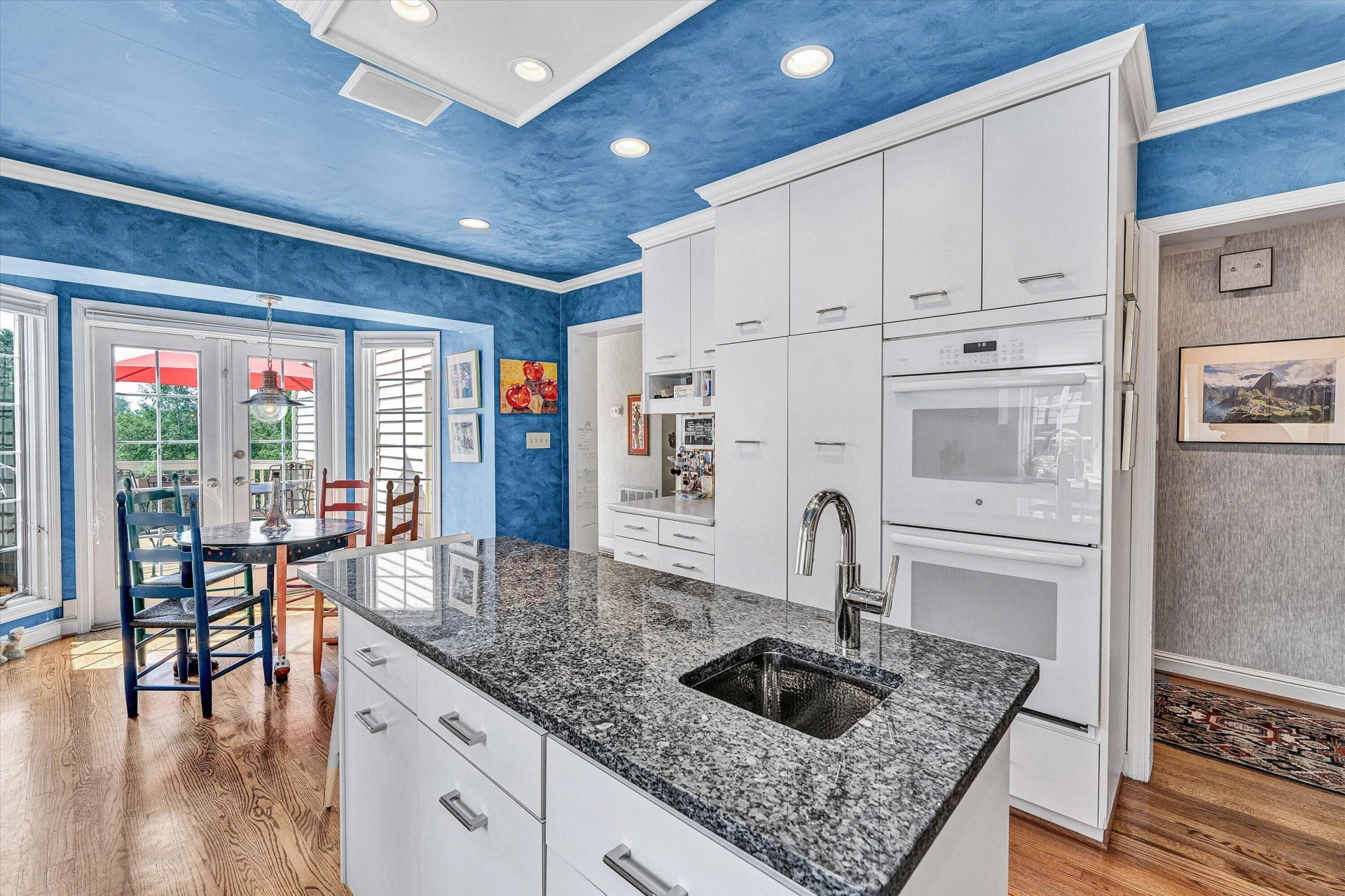 2421 Cornwallis AVE SE - Photo 9