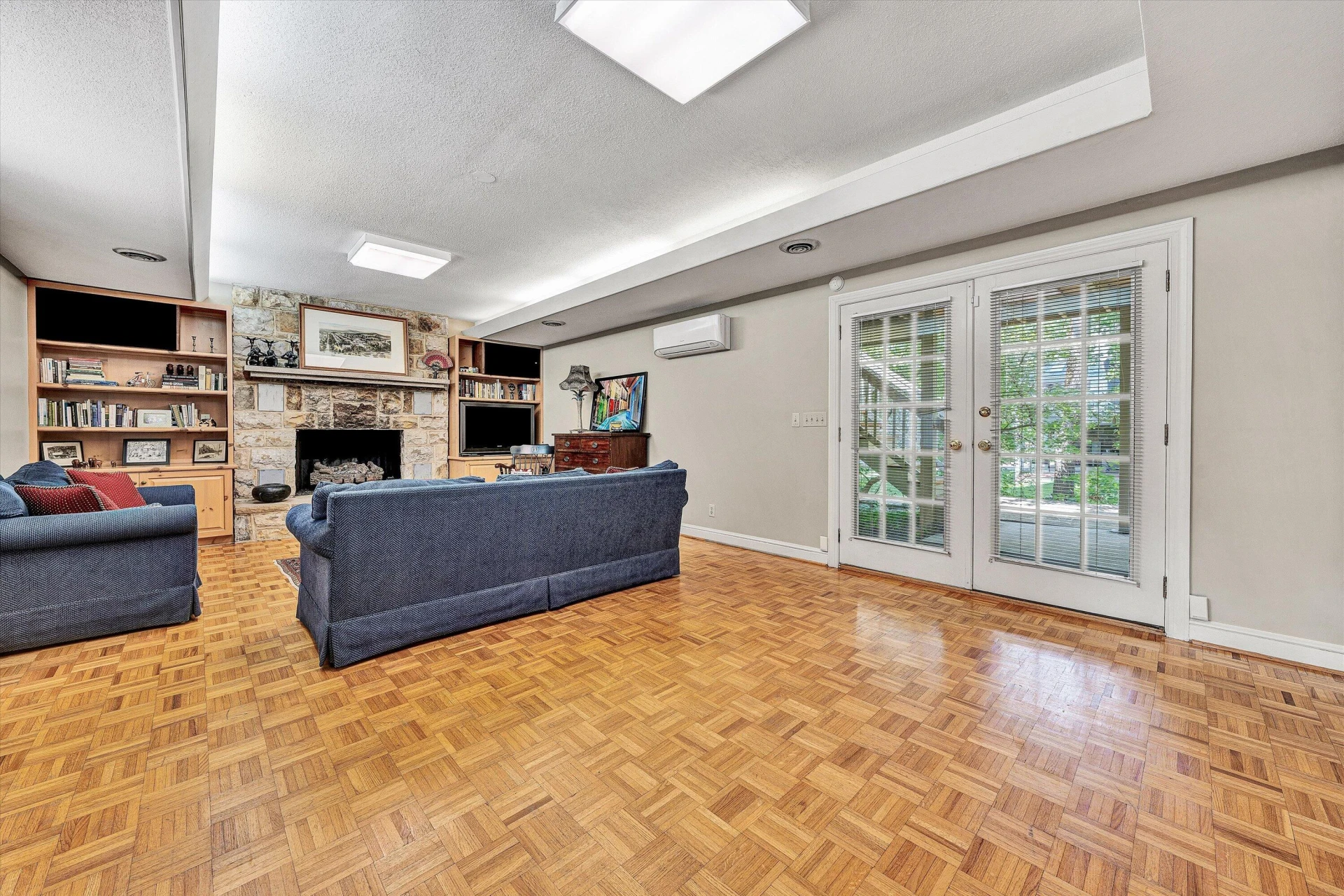 2421 Cornwallis AVE SE - Photo 35